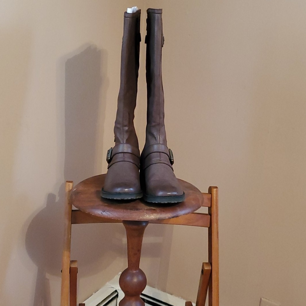 Tall boots - Picture 6 of 13